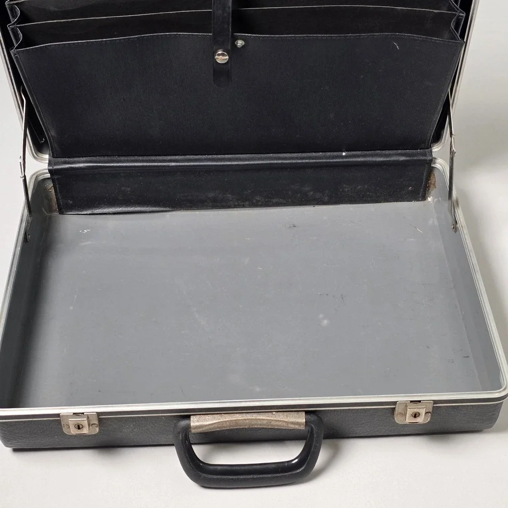 Rustic Briefcase 80s Vintage w/ Boy Scouts Catch the Scouting Spirit Attache